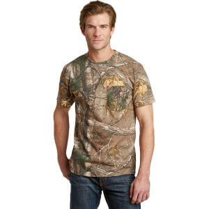 Russell Outdoors ™ - Realtree ® Explorer 100% Cotton T-Shirt with Pocket S021R